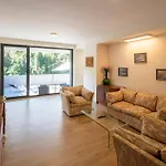 Beautiful House 15 Min Away From Bilbao Hébergement de vacances Laudio