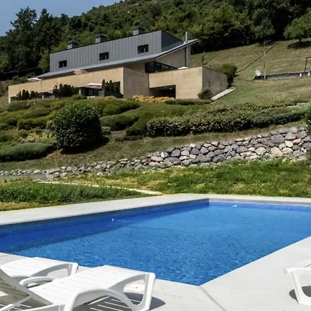 בית נופש Beautiful House 15 Min Away From Bilbao יודיו