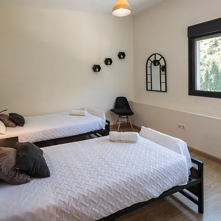 Beautiful House 15 Min Away From Bilbao Hébergement de vacances Laudio