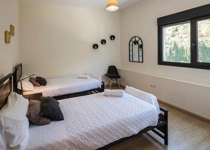 Beautiful House 15 Min Away From Bilbao Dom wakacyjny Llodio